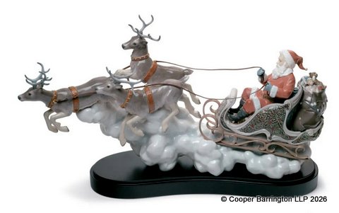 Scarce Artist Signed Lladro 'Santas Midnight Ride' Limited Edition of only 1000. No. 01001938. Designed by sculptor Alfredo Llorens,the intricate details, from the reindeer's antlers to the tiny toys and even the fur pom-pom on Santa's hat, make this figurine truly remarkable. Standing at 36cm tall and measuring 65cm in width and 24cm in length. Mint and Boxed. Scarce Artist Signed Lladro 'Santas Midnight Ride' Limited Edition of only 1000. No. 01001938. Designed by sculptor Alfredo Llorens,the intricate details, from the reindeer's antlers to the tiny toys and even the fur pom-pom on Santa's hat, make this figurine truly remarkable. Standing at 36cm tall and measuring 65cm in width and 24cm in length. Mint and Boxed.